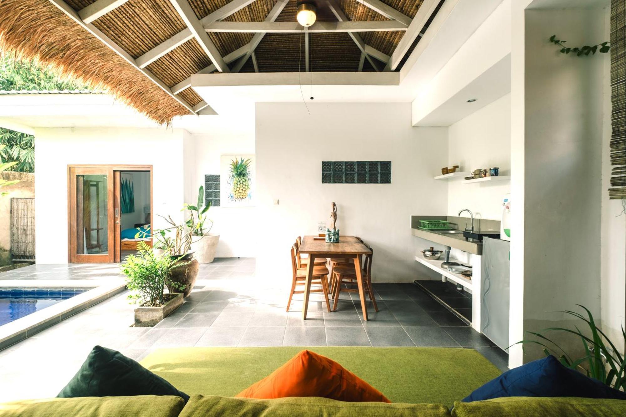 Mewali Villa'S Kuta  ภายนอก รูปภาพ