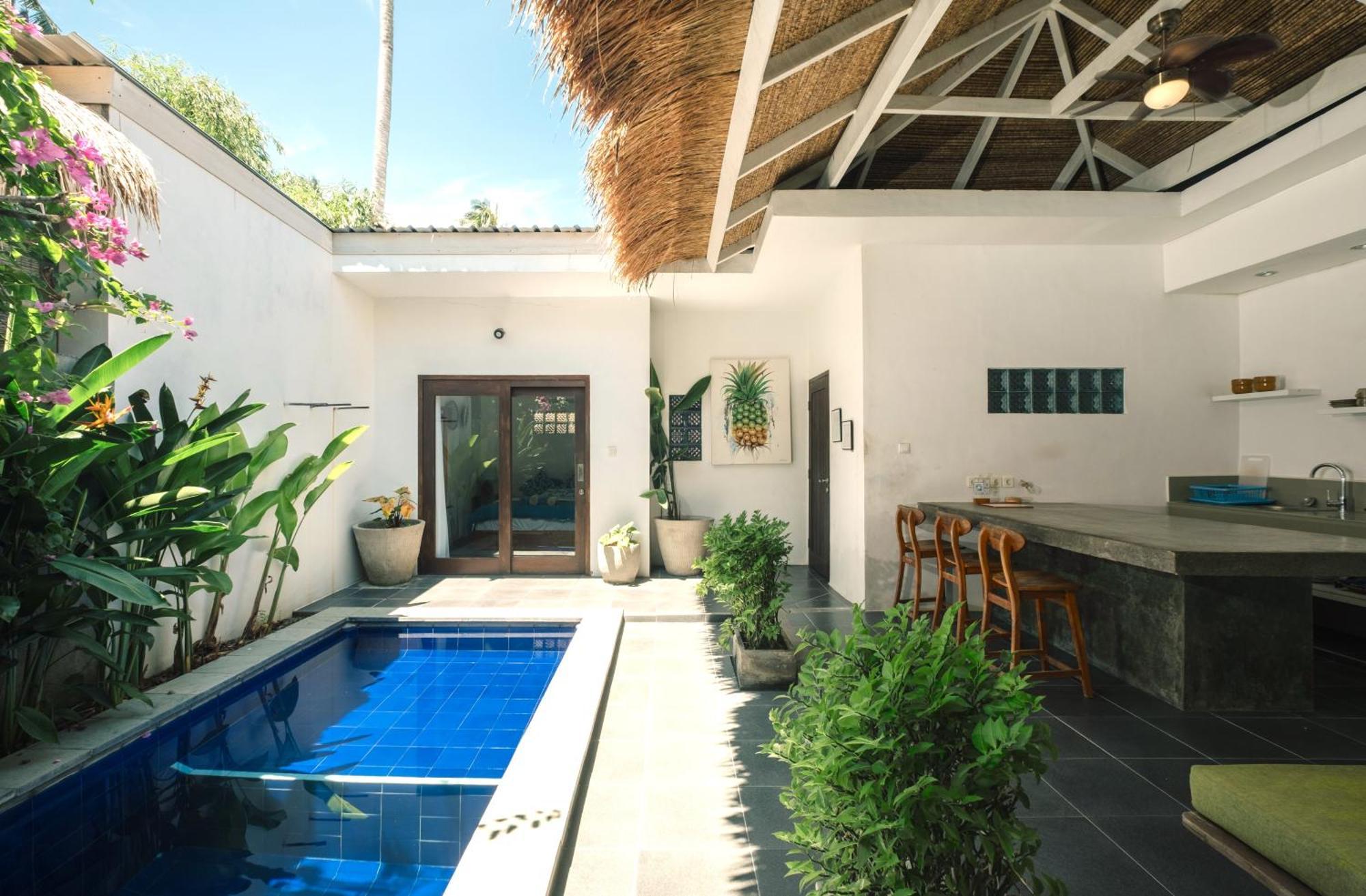 Mewali Villa'S Kuta  ภายนอก รูปภาพ